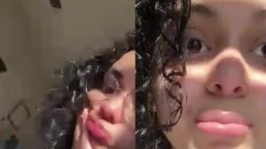 بنت جسمها كيرفي نار تفشخ كسها سكس دعك نودز مصري