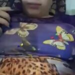 مصرية فاجرة تتناك وهي بتكلم خطيبها في التلفون سكس مصري